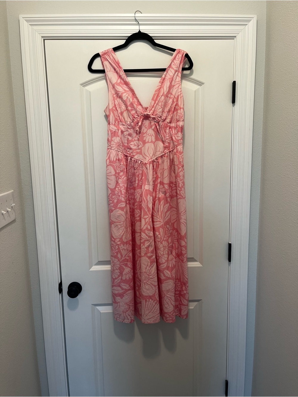 Sleeveless Pink Floral Tie-Front Maxi Dress